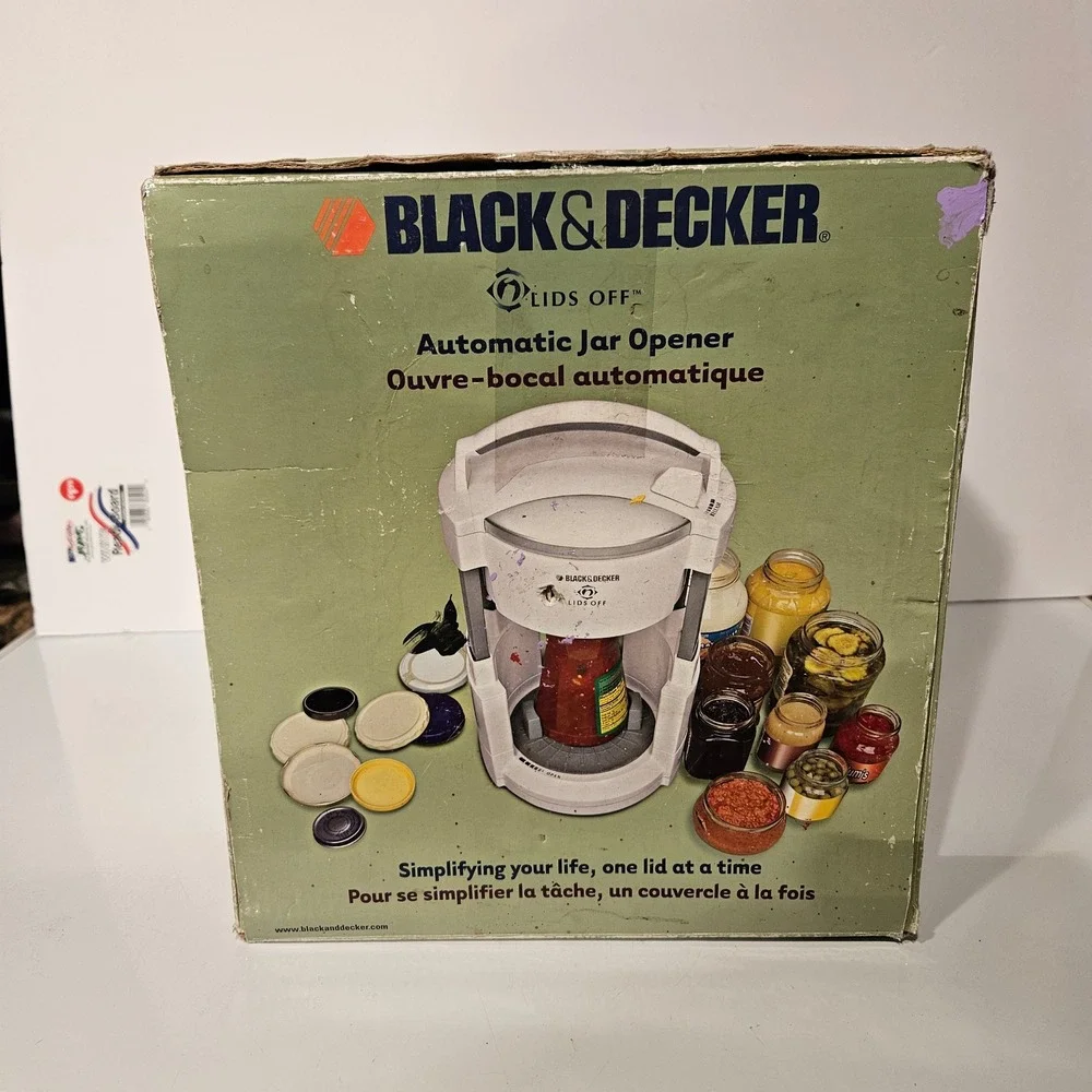 Black & Decker Automatic Jar Opener JW200 White Lids Off Electric Kitchen Tool *